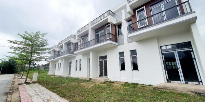 ????BÁN NHÀ XÂY SẴN 3 TẦNG KHU ĐÔ THỊ AN PHÚ SINH TP QUẢNG NGÃI.