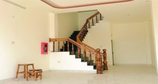 Bán Nhà 2 Tầng Ngay Mặt Tiền Chợ Mới