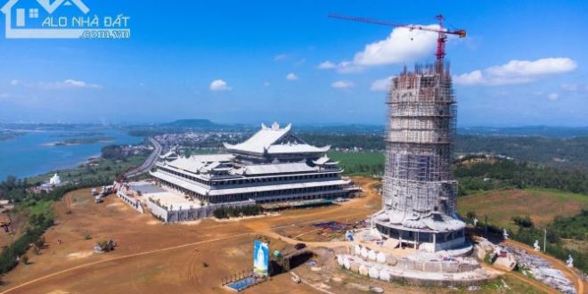 Bán lô đất mặt tiền đường ven biển Dung Quất Sa Huỳnh  liền kề KVH Thiên Mã