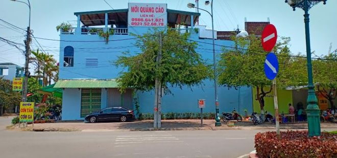 cho thuê đặt bảng quảng cáo trên tường