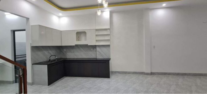 BÁN NHANH NHÀ 2 TẦNG HẺM 90 LÊ ĐẠI HÀNH TTTP QUẢNG NGÃI