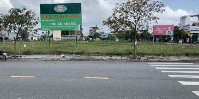 Bán đất mặt tiền đường Huỳnh Thúc Kháng đối diện ĐH Phạm Văn Đồng