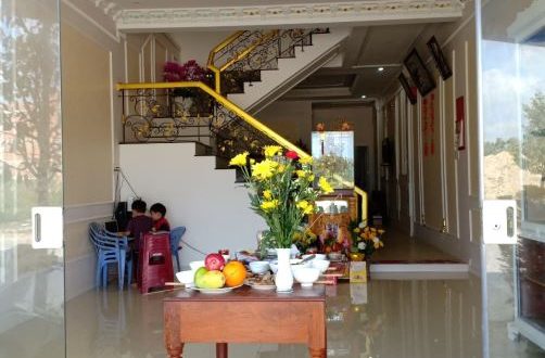 Bán nhà 2 tầng hướng bắc đường HUỲNH THÚC KHÁNG
