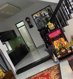 Bán nhà biệt thự 7x15 trung tâm thành phố cách đường hùng vương 50 m