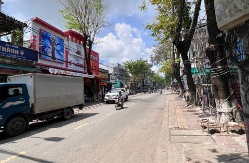 Bán nhà trung tâm tp Quảng Ngãi hẻm 279 Nguyễn Nghiêm