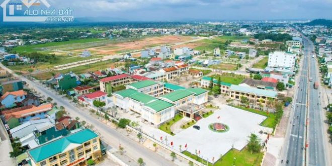 Đất trung tâm thị trấn La Hà, vị trí mặt tiền Quảng Trường Tư Nghĩa. Thanh toán trước700tr