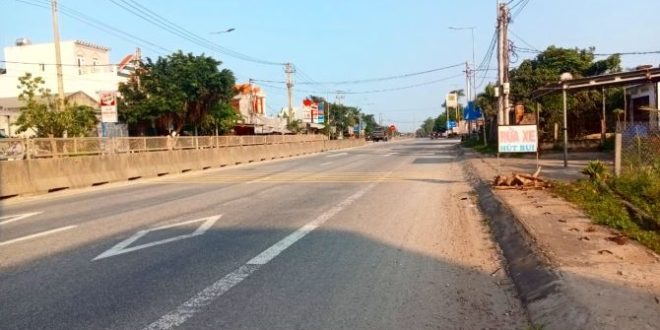 Bán đất MT quốc lộ 1A, gần vòng xoay Dốc Sỏi, Bình Sơn