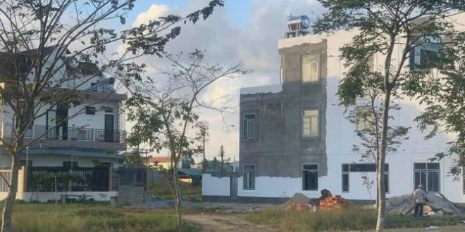 Cần tiền bán ngay lô đất đối diện ngay công viên trung tâm tp Quảng Ngãi