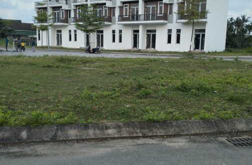 bán nhà 3 tầng hoàn thiện mặt ngoài trung tâm tp quảng ngãi giá rẻ