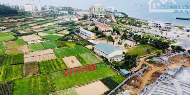 Bán Đất Đảo Lý Sơn Cách biển 50m đối điện bến tàu du lịch Được Quy hoạch phóng đường 30m