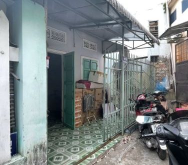 Bán nhà cấp 4 trung tâm TP, hẻm Trần Hưng Đạo, TP Quảng Ngãi
