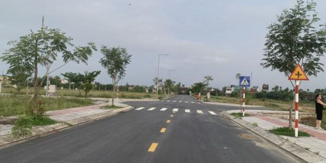 Bán đất 2 diện đối diện sân bóng đá, ngay sát công viên An Điền Phát giá quá rẻ