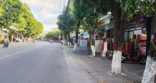 Bán nhà MT kinh doanh đường Quang Trung, TP Quảng Ngãi