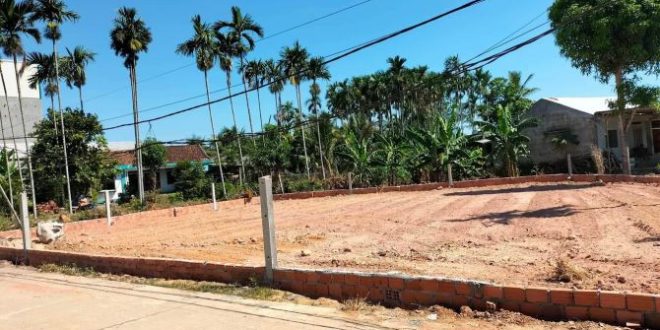 CẦN BÁN 389M2 ĐẤT NẰM SAU KHU CÔNG NGHIỆP TỊNH PHONG