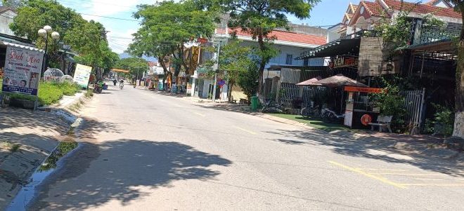 Nhà gác lửng mặt tiền đường 17/3 thị trấn Di Lăng Sơn Hà