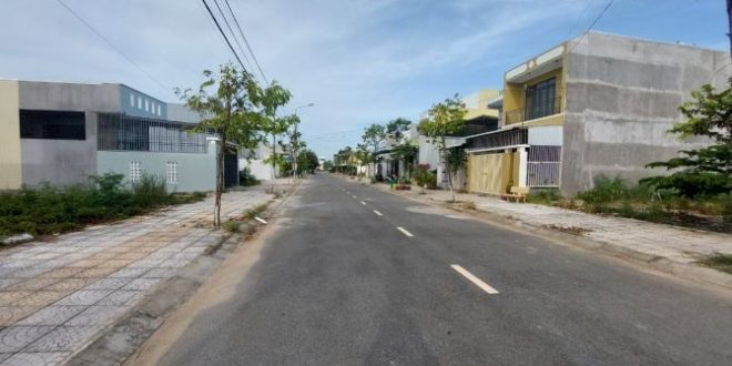 ĐẤT KHU DÂN CƯ THẠCH BÍCH. TỊNH ẤN TÂY