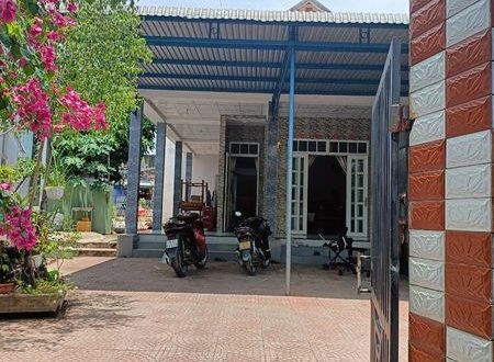 Cần bán nhà 1 mê ở bầu bèo bình chánh, bình sơn, quảng ngãi