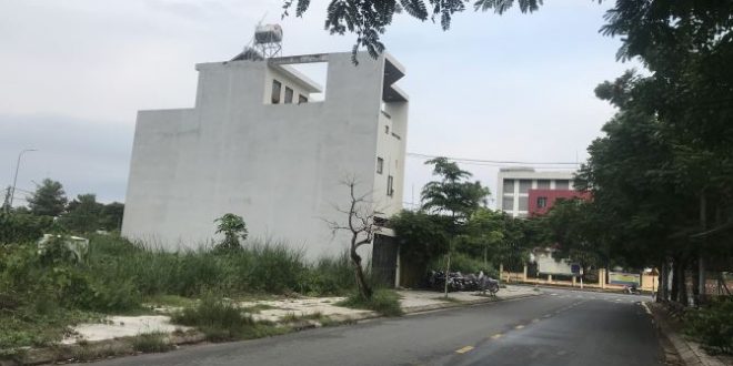 BÁN LÔ ĐÔI MẶT TIỀN HOÀNG DIỆU 240m2 ĐỐI DIỆN TRƯỜNG ĐẠI HỌC PHẠM VĂN ĐỒNG