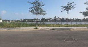 Cần  tiền bán lỗ 500 tr lô đất biệt 210m2 thự ven sông  đối diện công viên