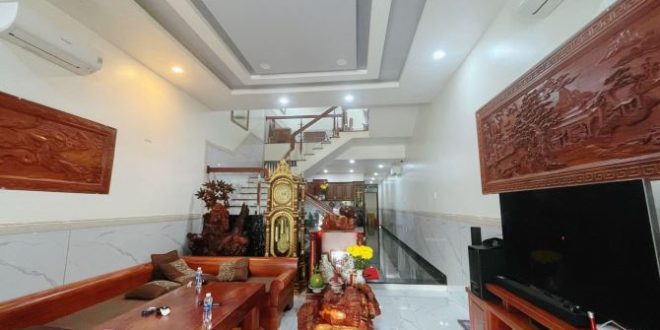 nhà 3 tầng mặt tiền Nguyễn Thái Học