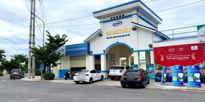 BÁN ĐẤT NỀN & MẶT TIỀN  KIOT CHỢ HÀNG RƯỢU ƯU ĐÃI 2%