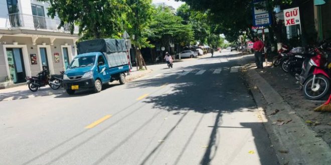 Bán lô đất mặt tiền Hà Huy Tập, ngay Vincom Quảng Ngãi, vị trí siêu trung tâm
