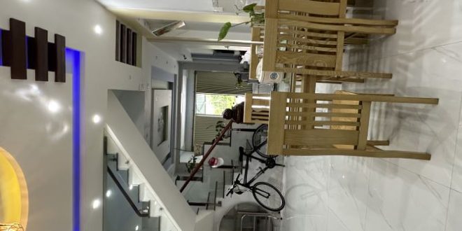 Bán nhà 3 mê mặt tiền đường Trần Quang Khải, phường Chánh Lộ, TP Quảng Ngãi.