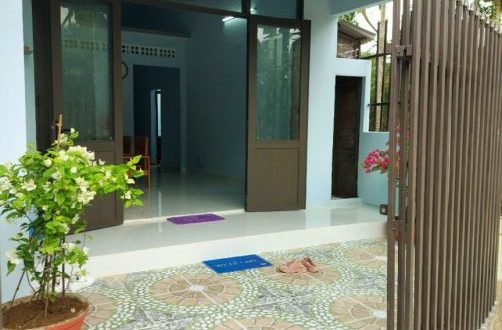 Bán nhà cấp 4, nhà góc 2 diện hẻm 320 Lê Lợi, TP Quảng Ngãi