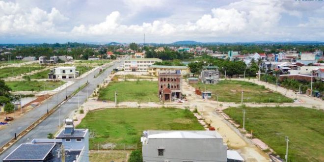 Cần chuyển nhượng lô A11 ngay trung tâm TT Sông Vệ - đã có sổ, 2 mặt tiền view công viên