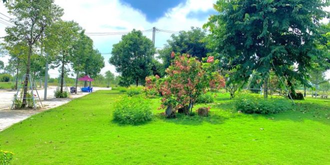 Nằm ở Vị trí đắc địa giao thông thuận tiện, trung tâm phát triển kinh tế Tỉnh Quảng Ngãi