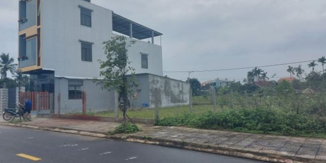 BÁN ĐẤT KHU DÂN CƯ TRUNG TÂM THỊ TRẤN LA HÀ GIÁ RẺ
