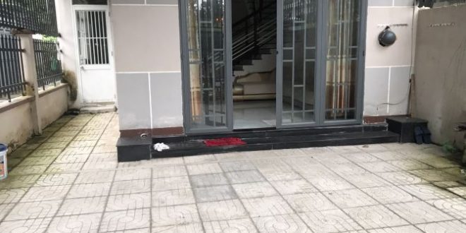 BÁN NHÀ HẺM OTO 4.5m PHAN BỘI CHÂU TTTP QUẢNG NGÃI.