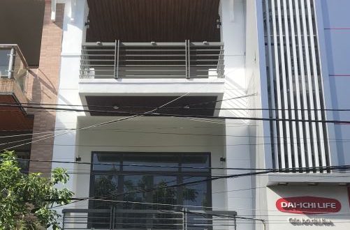 BÁN NHÀ HOÀN THIỆN CHỈ CẦN DỌN NỘI THẤT VÀO Ở MẶT TIỀN PHAN LONG BẰNG KHU ĐÊ BAO