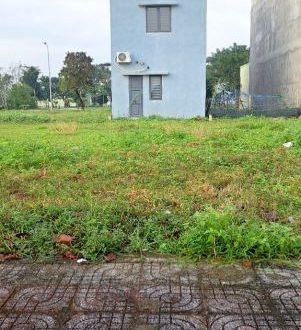 Bán lô đất đẹp 5x20m Hướng Đông Bắc, mặt tiền Bích Khê, Thị trấn La Hà, Tư Nghĩa