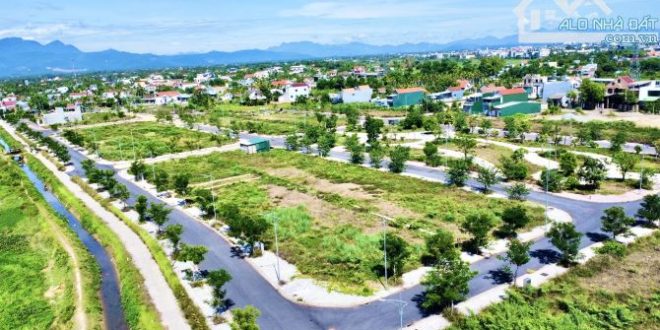 Bán Gấp - Đất Dự Án Tây Bàu Giang - Giá Chỉ 900tr/lô - Sổ Hồng Công Chứng Ngay