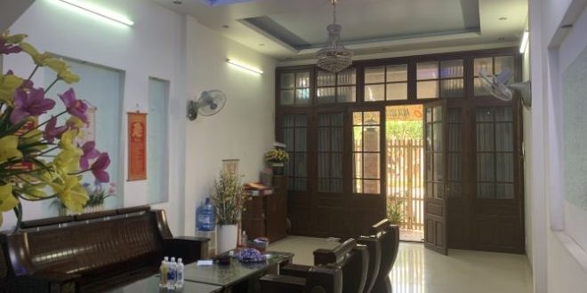 Bán nhà 3 tầng kiên cố mặt tiền Lê Trung Đình, 250m2 Sàn, công năng đầy đủ