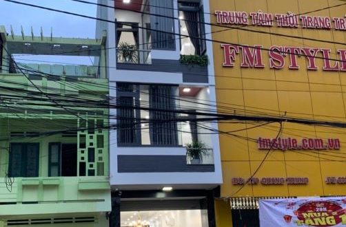 Bán nhà mặt tiền đường kinh doanh Quang Trung cách vòng xoay vài trăm m tp Quảng Ngãi