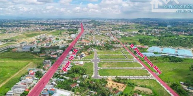 Bán siêu phẩm Lô GÓC mặt tiền PHẠM TRUNG MƯU thị trấn La Hà nối QL1A Giá 2 tỷ 1xx