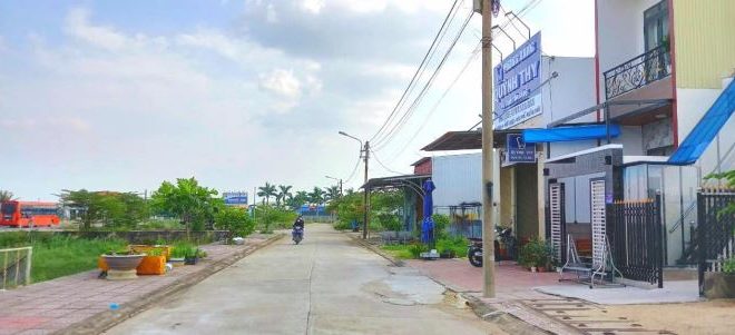 BÁN ĐẤT  KHU DÂN CƯ ĐỒNG NÃ - PHỔ THUẬN_ SÁT QUỐC LỘ 1A- TIỆN XÂY Ở HOẶC KINH DOANH
