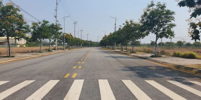 BÁN NHANH 1 LÔ MẶT TIỀN 25M - GẦN KCN VSIP QUẢNG NGÃI