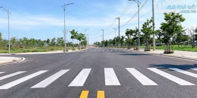 Bán lô đôi ngang 12m tại Khu Dịch Vụ Hỗn Hợp Vsip Quảng Ngãi