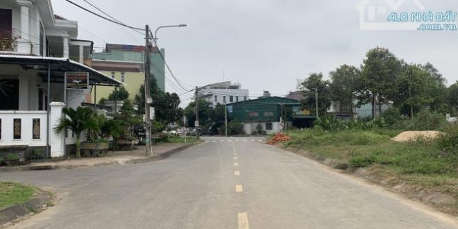 Bán lô góc 3 diện KDC Soi Đông Dương - Bờ kè Tế Hanh