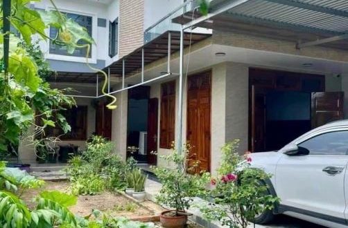 Biệt thự sát khu dân cư Yên Phú 1 đường 5m thông