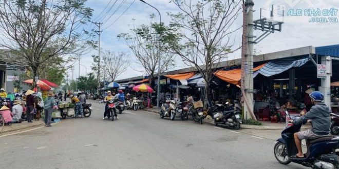 MẶT TIỀN VIEW CHỢ HÀNG RƯỢU - PHƯỜNG TRƯƠNG QUANG TRỌNG - TRUC ĐƯỜNG NGUYỄN VĂN LINH