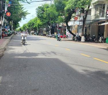Nhà mặt tiền kinh doanh khu vực VIP nhất tp