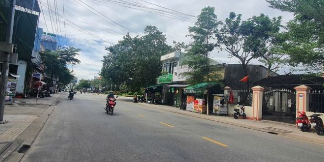 BÁN CĂN NHÀ MẶT TIỀN ĐƯỜNG NGUYỄN VĂN LINH – DT 70M2