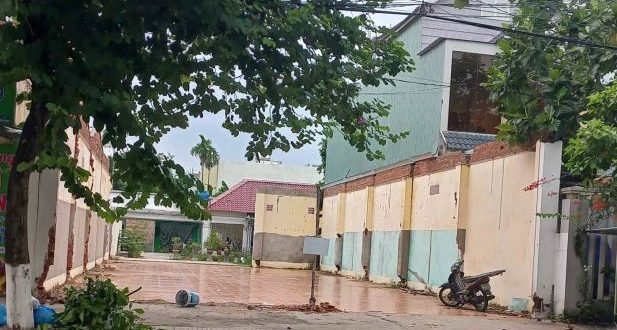 MẶT BẰNG CHO THUÊ! MẶT TIỀN NGUYỄN CÔNG PHƯƠNG