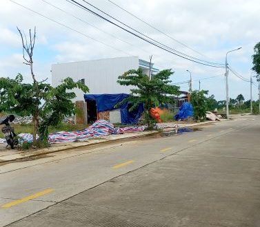 Bán lô đất đẹp 294m2 mặt mặt tiền KDC Nghĩa Kỳ