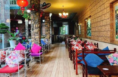 Cần Bán Quán Cafe Đang Kinh Doanh - Diện Tích 400m2 - TT Thị Trấn La Hà