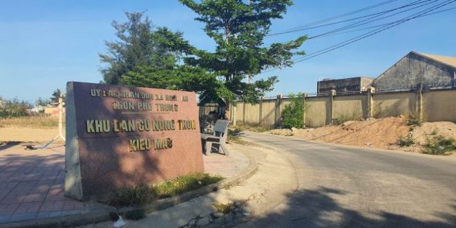 Đất Nghĩa An 237 m2 sau lưng Ủy Ban xã - Hướng Nam